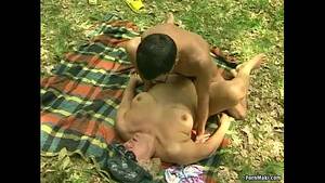 chubby granny pounded - Chubby granny gets pounded outdoor - XVIDEOS.COM