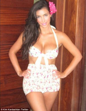 Kim Kardashian Threesome Porn - Was Kim Kardashian's Threesome Real Or Is Porn Star Julian St. Jox Lying? |  IBTimes