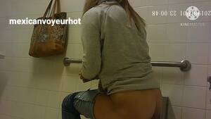 college girl voyeur - Hot College Girls toilet voyeur - ThisVid.com