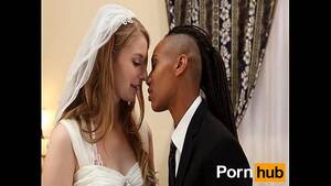Lesbian Honeymoon Sex - lesbian honymoon - XVIDEOS.COM