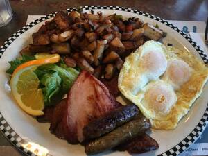 Black Food Porn - The Grizz at Black Bear Diner - food porn post - Imgur