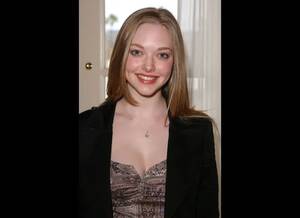 Amanda Seyfried Pussy - Amanda Seyfried Gets Graphic About Her First Encounter With Porn | HuffPost  Entertainment