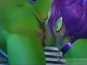 Alien Green Porn - Summer Cummings Green Alien Lesbians | xHamster