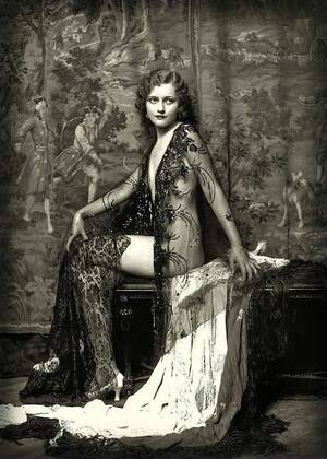 antique teen nudists - Anne Patterson 1923. : r/OldSchoolCool