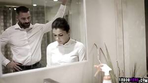 Maid Bathroom Porn - Hot European maid fucked in the bathroom - Pornburst.xxx