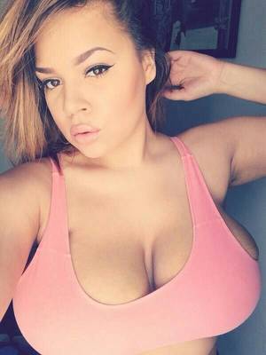 big soft boobs selfir - Breast, Super Women, True Beauty, Beauty Girls, Black Sistas, Curves, Sexy  Women, Beautiful, Selfies