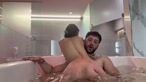 jacuzzi - Chileno Se Coge a Argentina En El Jacuzzi - NoahPells y Nahomikrause -  Pornhub.com