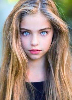 Aria Alexander Dpchallenge Porn - She isn't showing her teeth bc then we'd all realize she's a vampire,  that's what I think.