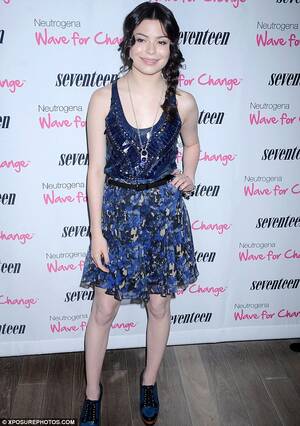 hot lesbian miranda cosgrove naked - Miranda Cosgrove breaks ankle in Illinois bus accident, tour postponed |  Daily Mail Online