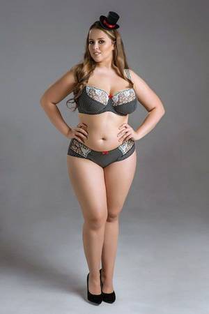 chubby russian naked - Russian curvy models, plus size beauty â€” Russian plus size curvy model  Viktoria Manas