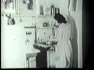 1960s Housewife Porn Cartoons - Handyman fucks horny housewife in vintage porn | xHamster