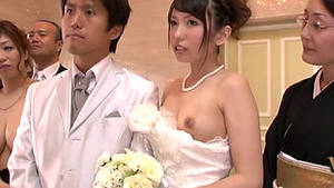 Bride Fucks Wedding Party - Asian bride fucked At the Wedding Party