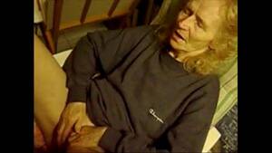 granny masturbation squirt - Granny masturbate squirting - XVIDEOS.COM