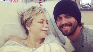 Big Sex Kaley Cuoco - Kaley Cuoco Opens Up About Recent Surgery, Thanks Husband - ABC News