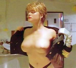 Erika Eleniak Beverly Hillbillies Porn - Erika eleniak