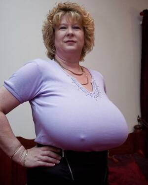 mature huge tits no bra - Grannies and Mature - Big boobs in and without bra Porn Pictures, XXX  Photos, Sex Images #3837815 Page 3 - PICTOA