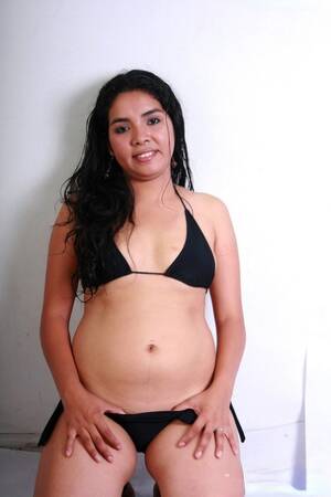 latina naked xxx - Real Teen Latinas Porn & Naked XXX Pics - ViewGals.com
