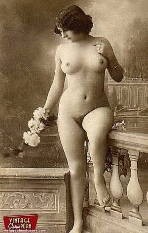 classic vintage nudity - Classic vintage ladies nude