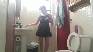 Bulimic Girls Puke Vomit Porn - Puke Porn: sexy bulimic girl vomits - ThisVid.com