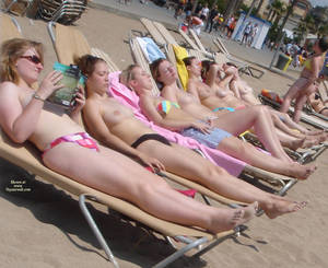 Beach Girl Topless Boobs - 7 Topless Girls On Beach - Topless, Beach Tits, Beach Voyeur , Topless Girls