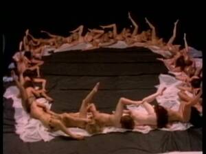 lesbian chain orgy - Lesbian Daisy Chain Org