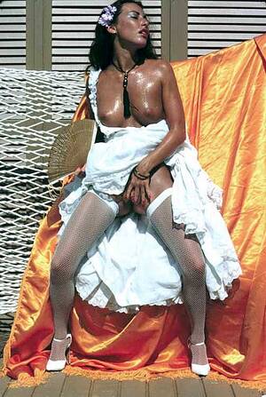 Loni Sanders Porn Nylons - Loni Sanders