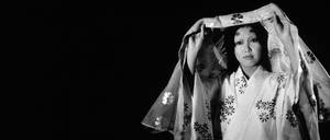 japanese horror movies xxx - woman in kimono from japanese horror film kuroneko