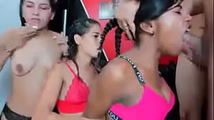 deepthroat latina babes - Three Latina Girls Deepthroat - XVIDEOS.COM