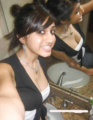 fucking pakistani girls dress - Pakistani college girlfriend fuck with her boyfriend nude images