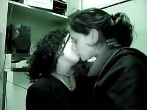 homemade amateur lesbian kissing - Free Amateur Lesbian Kiss Porn | PornKai.com