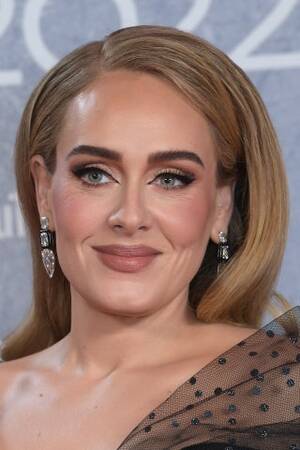 Adele Porn - You Look Like A Movie: 14 Of Adele's Best Beauty Looks | British Vogue