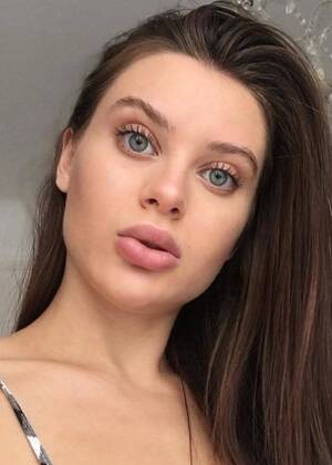 Behind The Scenes Porn Regret - Former Adult Film Star Lana Rhoades Expresses Regrets Over Doing Pornâ€”\