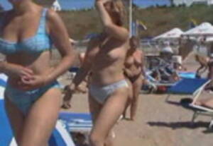 Amateur Beach Voyeur - Het is weer zomer in Zandvoort! : Free Download, Borrow, and Streaming :  Internet Archive