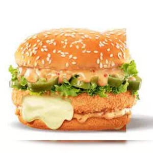 Flipping Burgers - fast food: McDonald's overhauls burgers with mass changes. Know in detail  how it will be made more juicy - The Economic Times