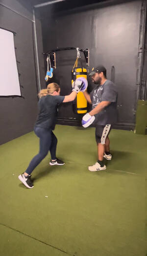 Holly Taylor Porn Mom - Manifest's Holly Taylor: Inside a Day in My Life | Us Weekly