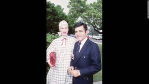 Jean Kasem Porn - Casey and Jean Kasem were frequent participants in the Hollywood social  circuit. Here, they