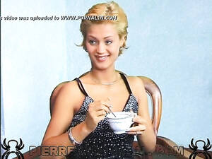 Laureen Kiss Porn - Lauren Kiss Porn Videos at Pornalin.com