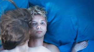 French Porn Forced - No cliches: Director Ovidie on role-reversal drama 'A Very Ordinary World'  | SBS What's On