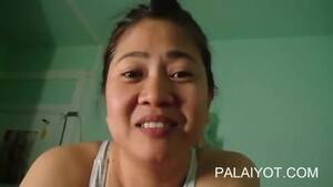 Filipina Milf Blowjob - Pinay MILF Happy Blowjob Scandal : XXXBunker.com Porn Tube