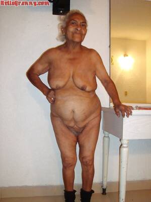 indian granny naked - Indian Granny (56 photos) - porn