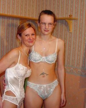 Brittish Porn Bukakee - UK BUKKAKE SLUTS - Dee Porn Pictures, XXX Photos, Sex Images #138909 -  PICTOA