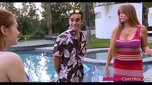 Meet My Mom Porn - Meet my step Mom - XVIDEOS.COM