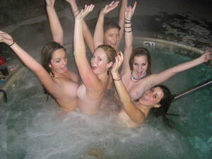 college hot tub - In the hot tub Porn Pic - EPORNER