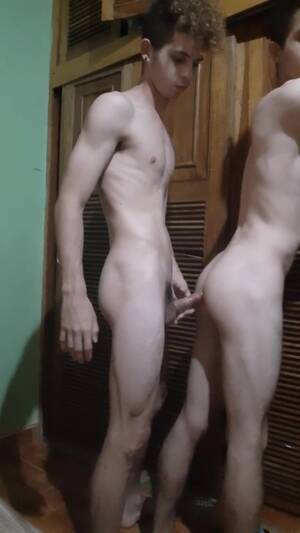 Gay Twins Fucking - Twins fuck bareback - ThisVid.com