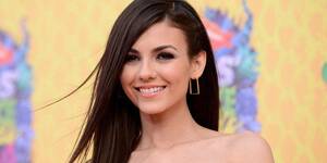 New Victoria Justice Porn - Victoria Justice Is Taking Legal Action After Nude Photo Hack | HuffPost  Entertainment