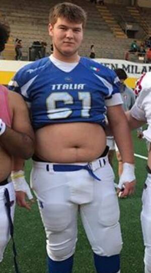 chubby football - Chubby Football Guys | Gay Fetish XXX