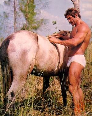 Barnyard Gay Porn - Vintage Gay Porn: Tex Murdock in his Fruit of The Looms