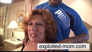 cock to big for mature - Sexy mature taking big cock in her - XVIDEOS.COM