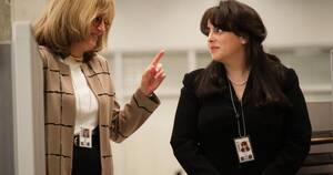 Hillary Clinton Monster Porn - American Crime Story' makes Clinton impeachment must-see TV - Los Angeles  Times