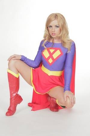 Lexi Belle Harley Quinn Cosplay Porn - Lexi Belle as porno Supergirl